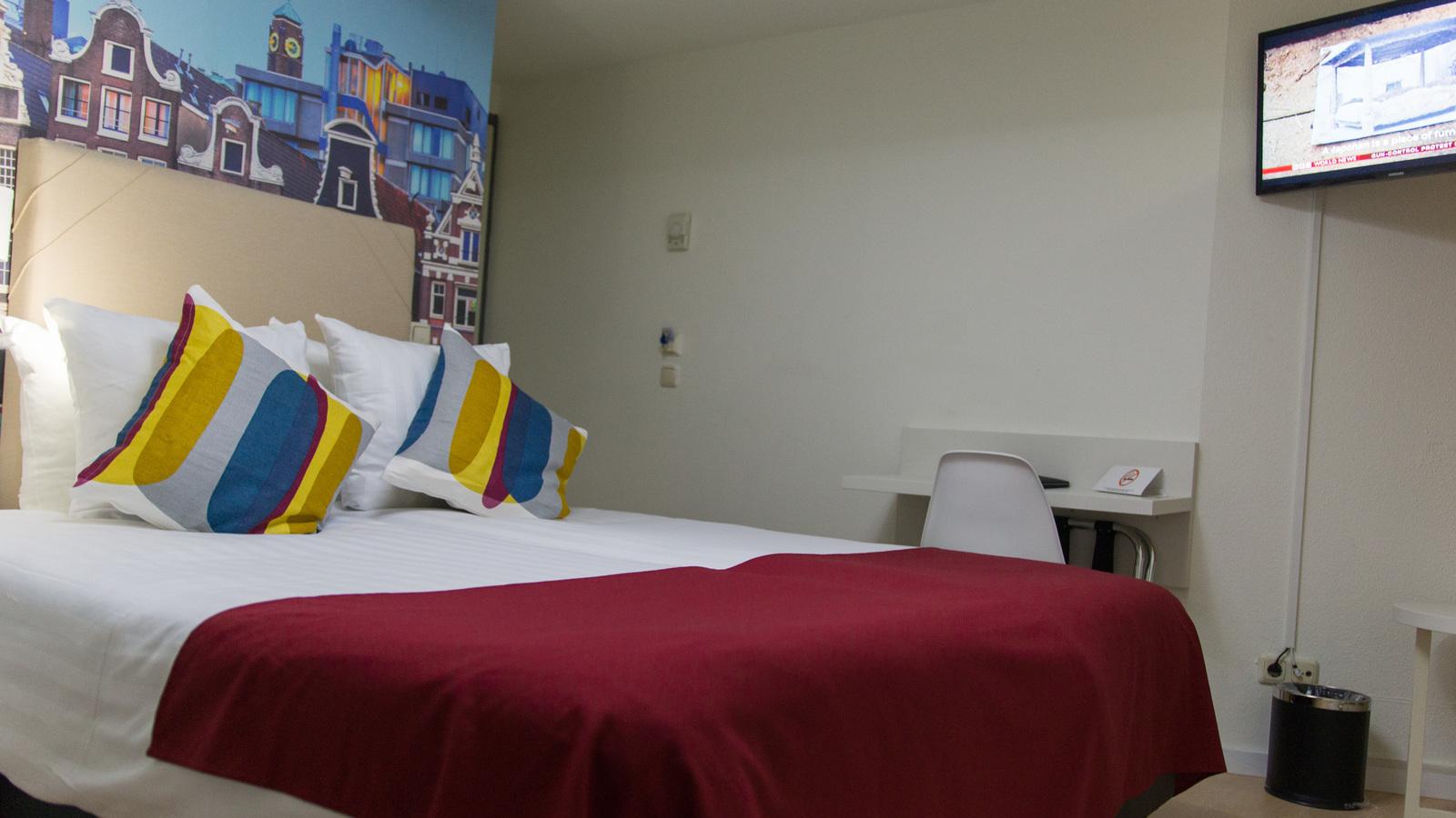 غرفة اقتصادية رباعية