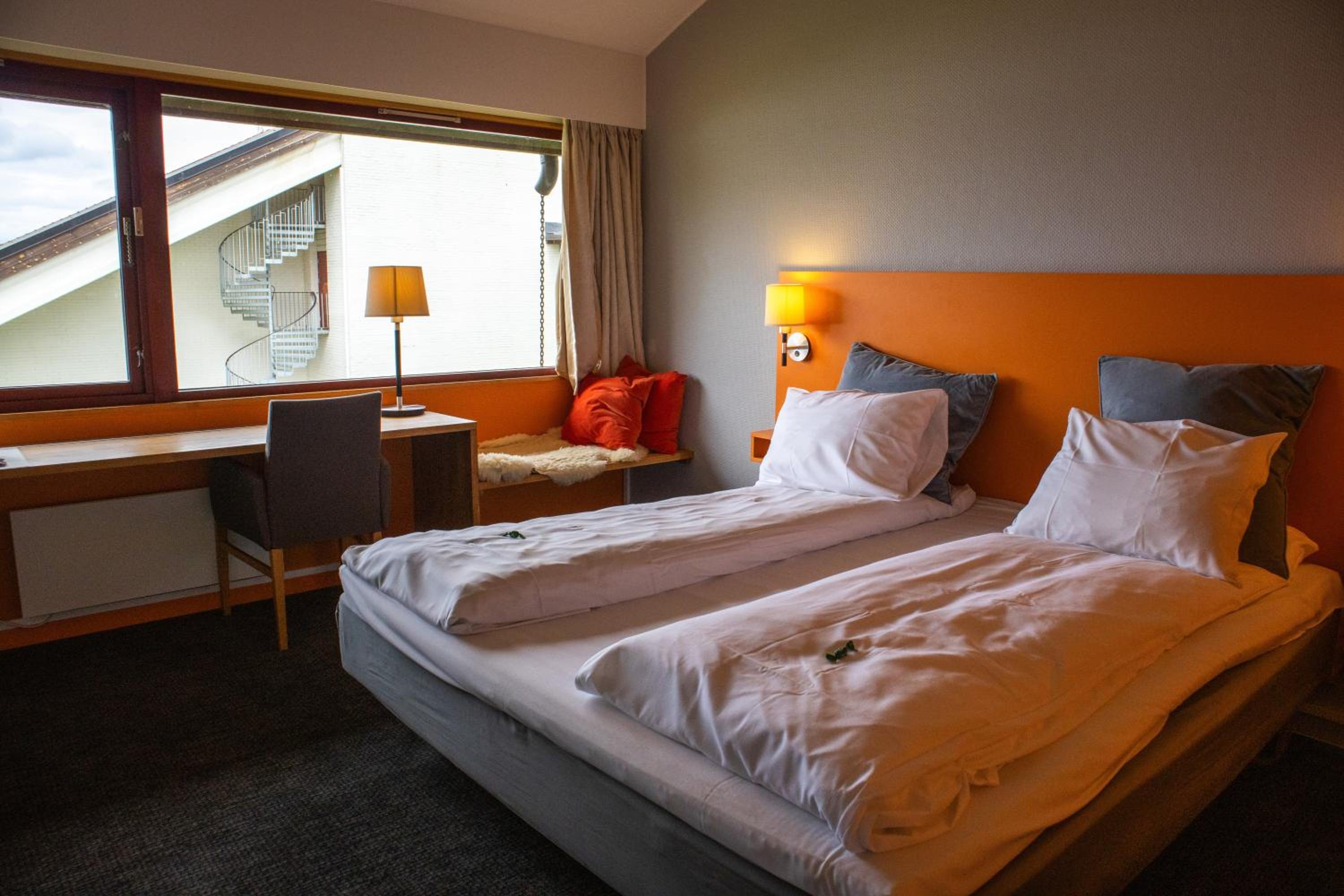 Double Bed