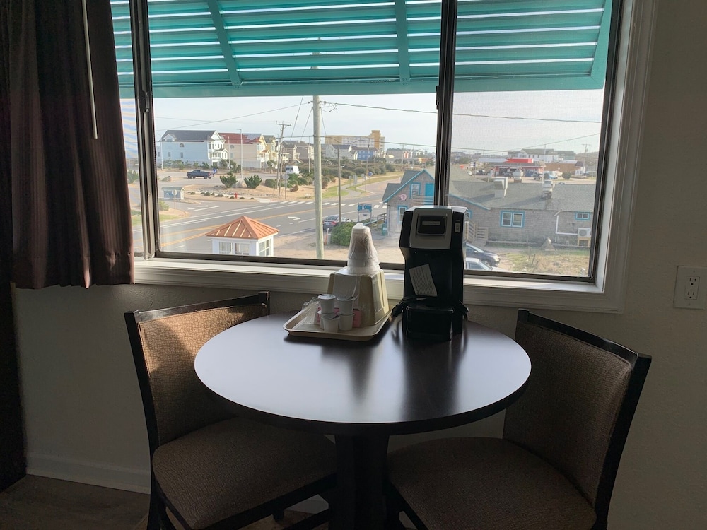 Rodeway Inn And Suites 55/71