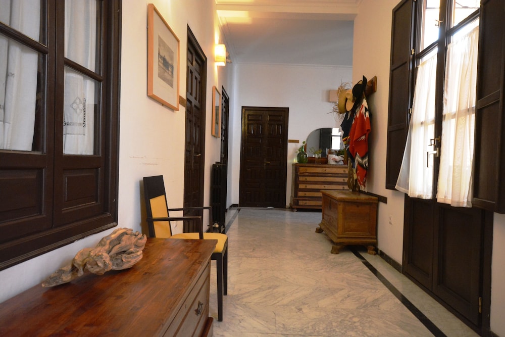 Casa de Los Azulejos 49/69