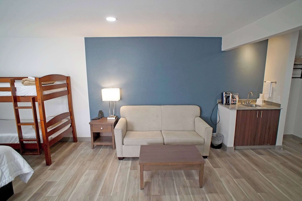 Baymont by Wyndham Monte Vista 30/62