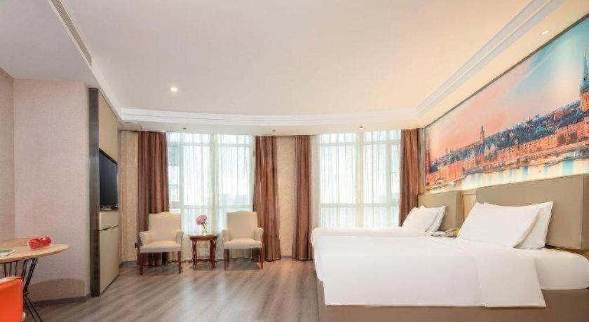 Vienna 3 Best Hotel (Dongguan Liaobu Shida Road) 33/55