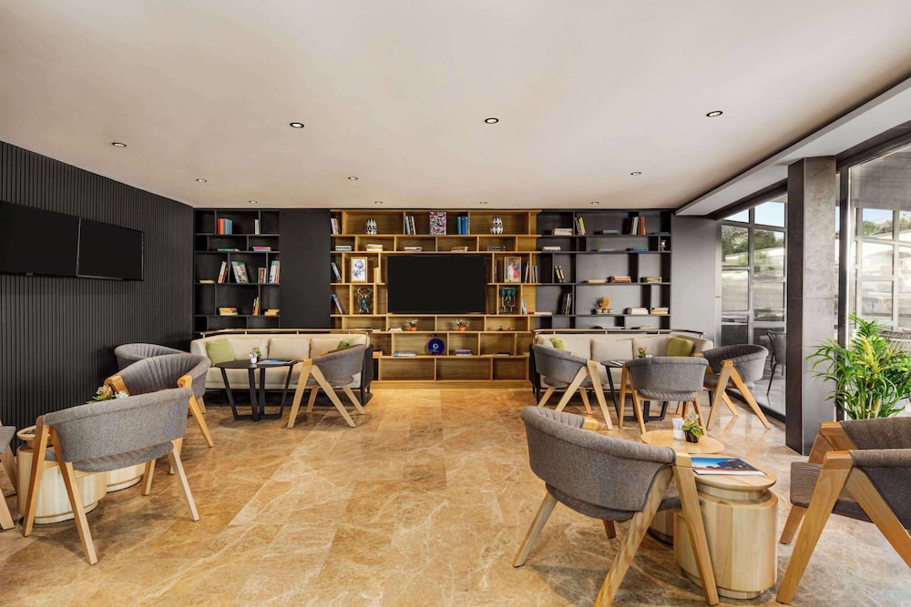 Days Inn by Wyndham Istanbul Arnavutkoy 40/51
