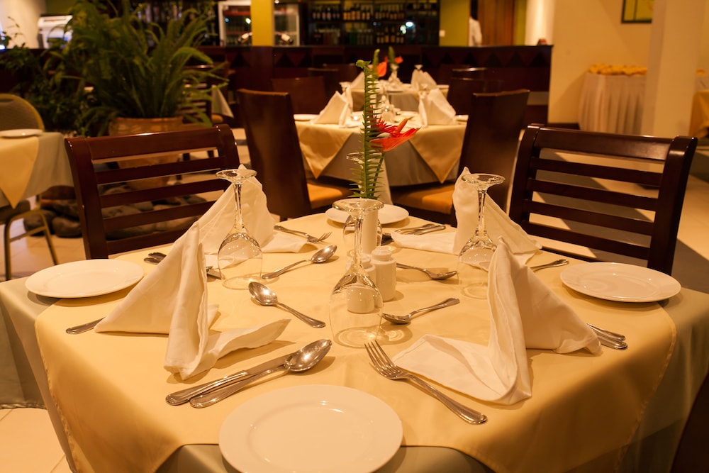 Gorillas Volcanoes Hotel 23/40