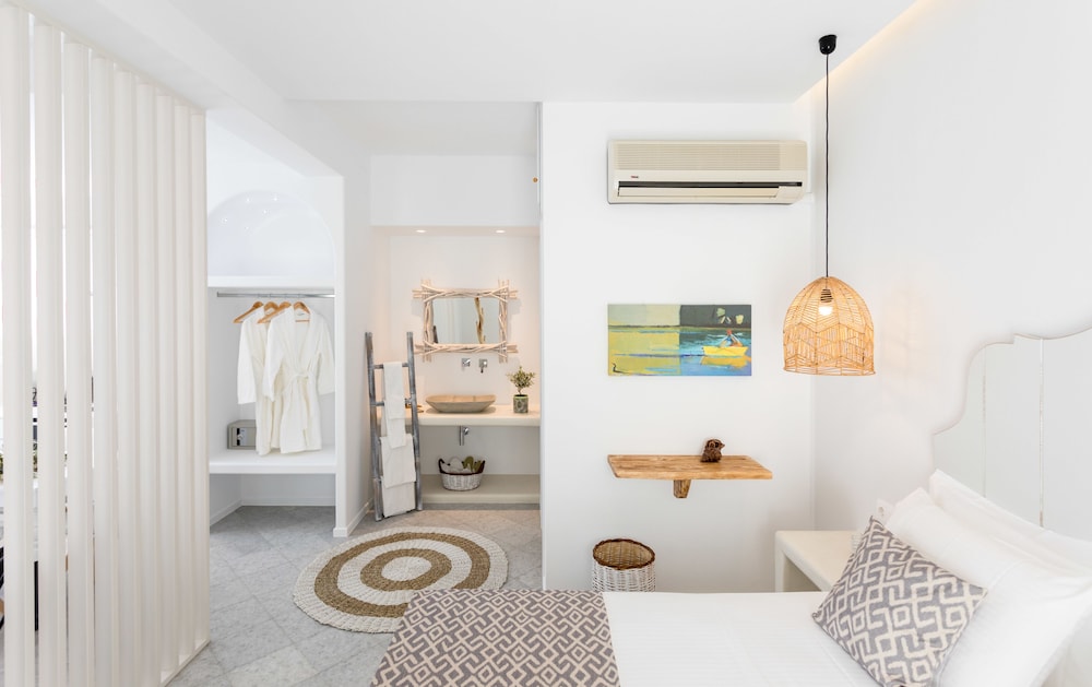 Aeolos Luxury Villas And Suites 22/71