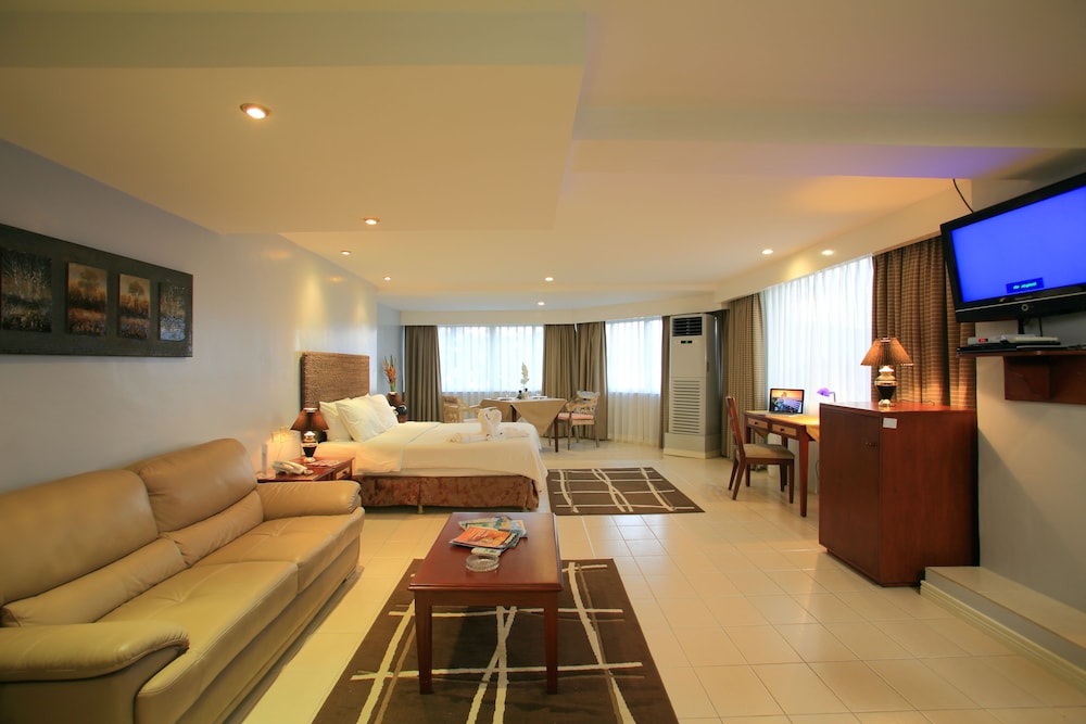 Wild Orchid Beach Resort 47/67