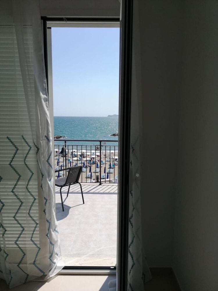 Hotel Tirreno 23/52
