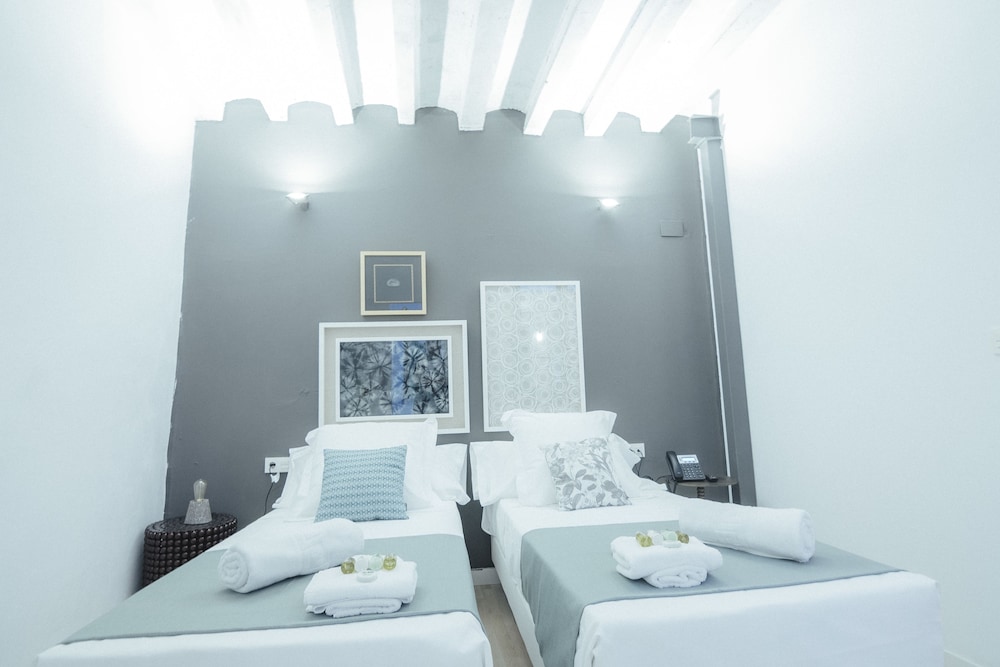 Boutique Alicante Palacete S.Xvii 46/48