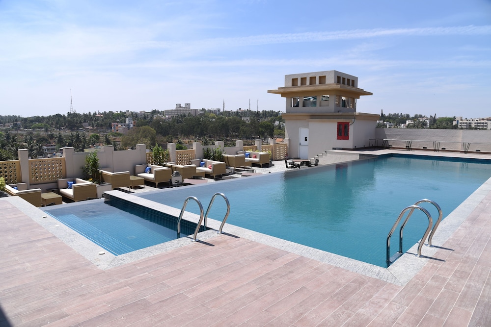 Grand Mercure Mysore 66/70