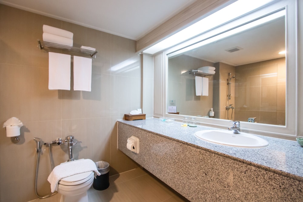 The Regent Cha Am Beach Resort 31/75