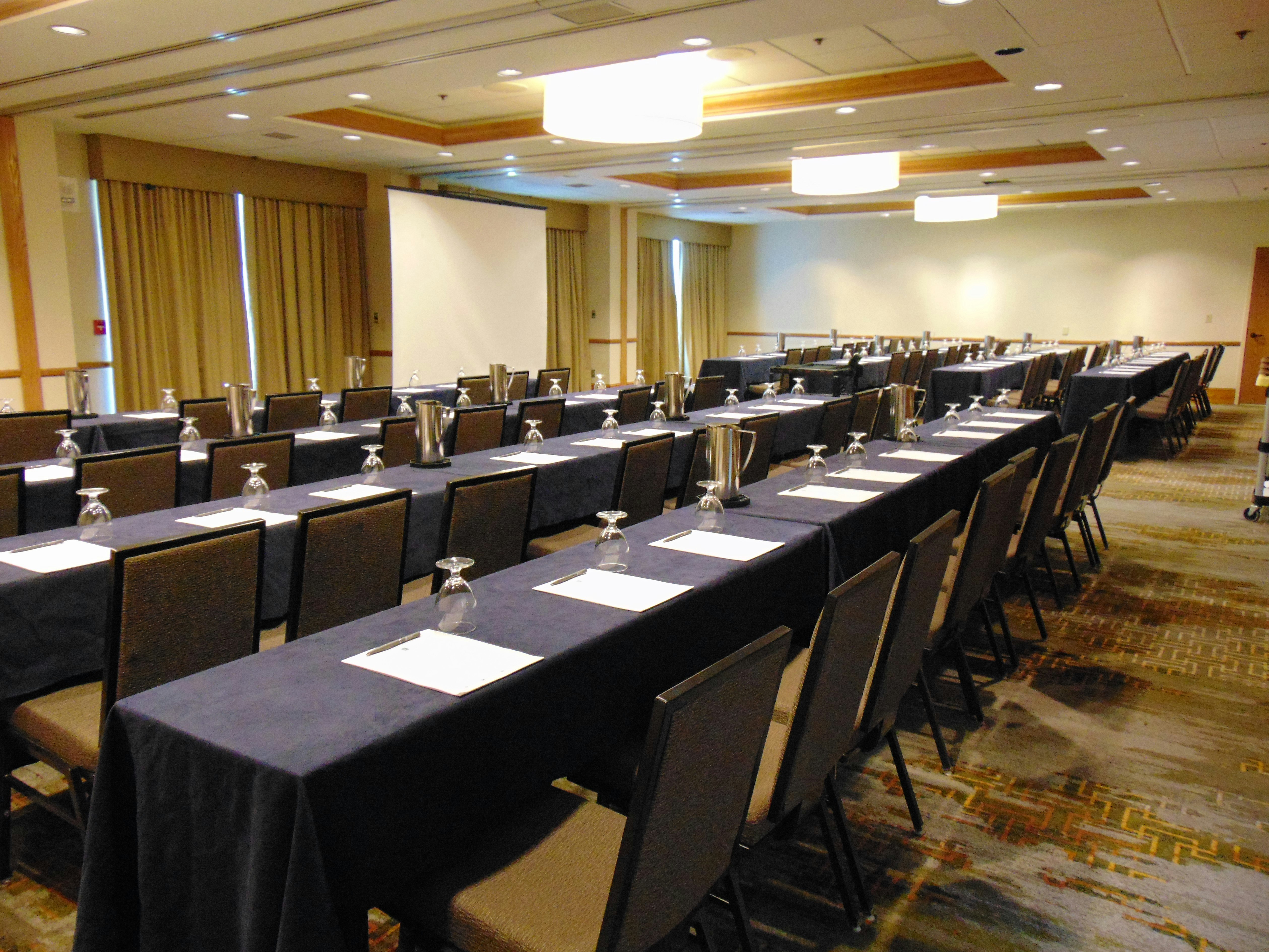 Embassy Suites By Hilton Lexington Green 45/52