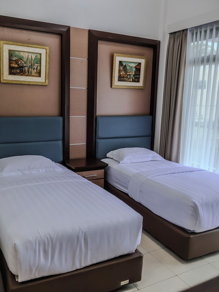 Hotel Hakmaz Taba Syariah Lubuk Linggau 19/49