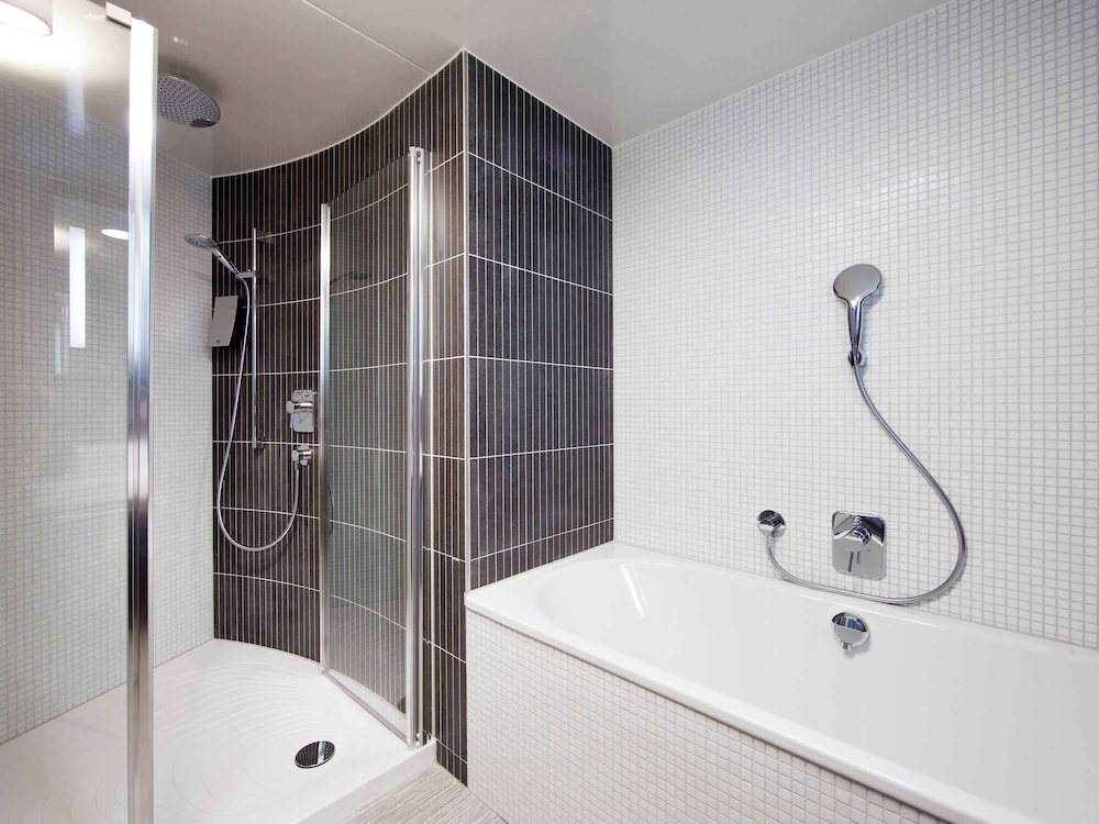Novotel Suites Paris Issy Les Moulineaux 33/80
