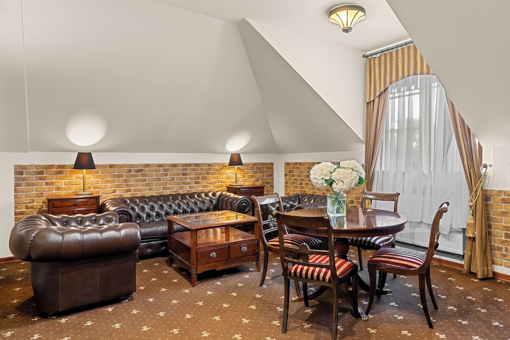 Hotel Diament Arsenal Palace Chorzow 31/50