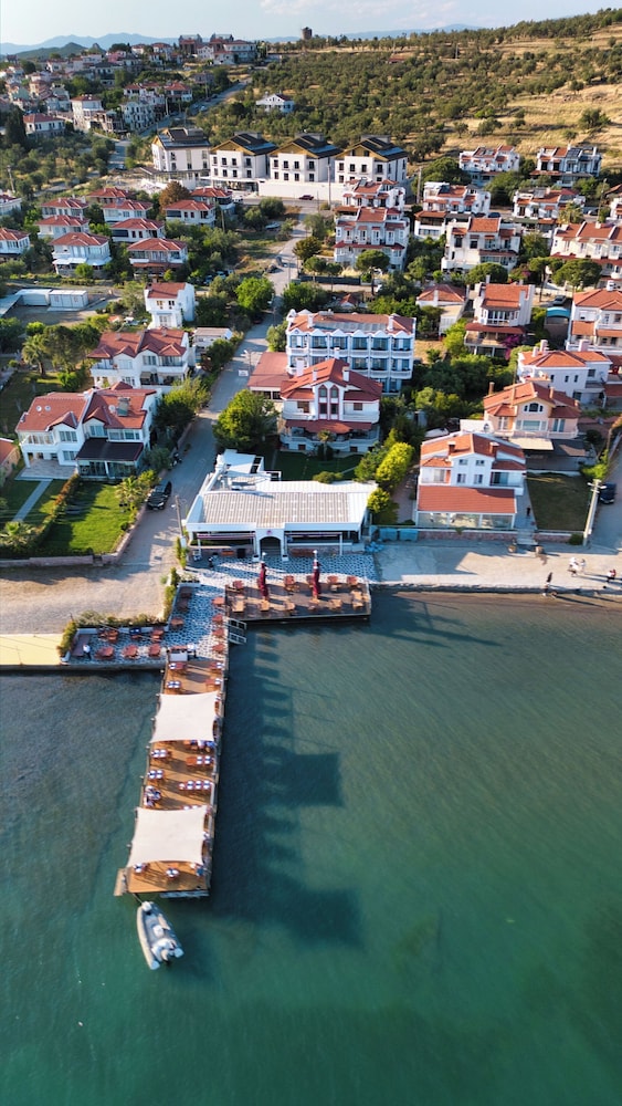 Cunda Ezer Otel 58/63