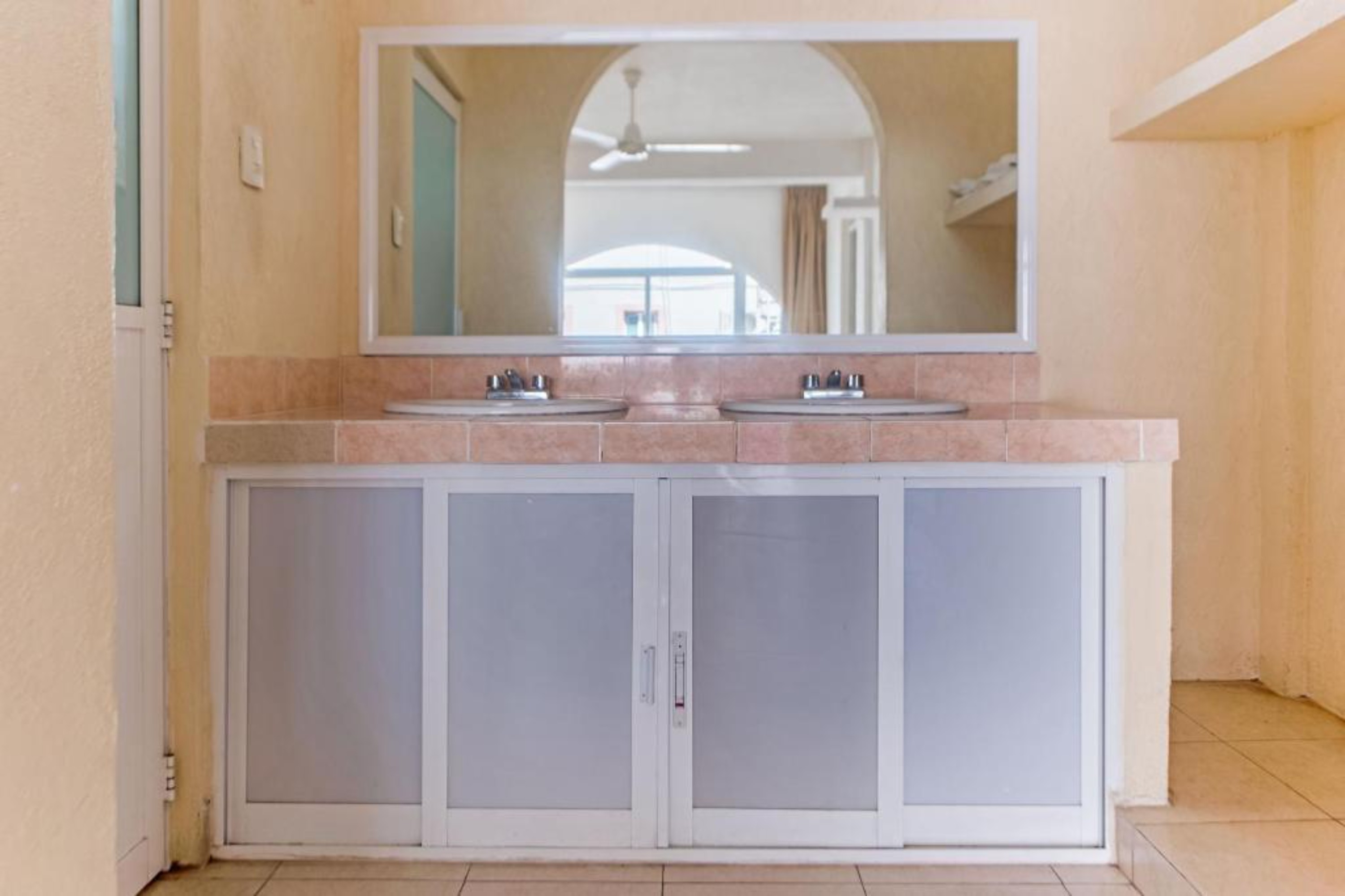 Master Suite Two Rooms، Capital O Hotel El Mejicano Acapulco 6/6
