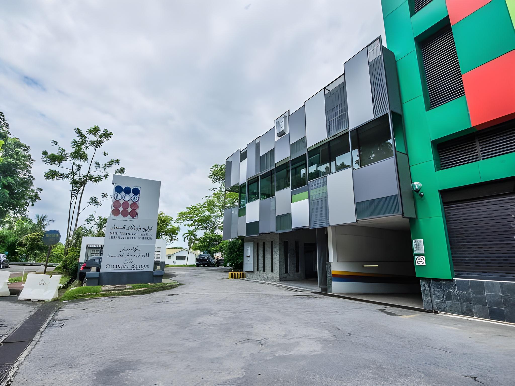ABDUL RAZAK HOTEL APARTMENTS(MB) 26/32