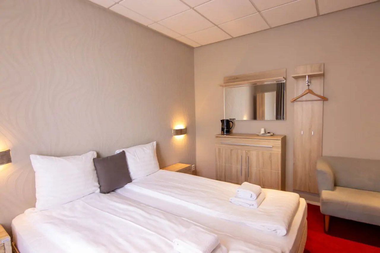 Grand Hotel Monopole 13/15