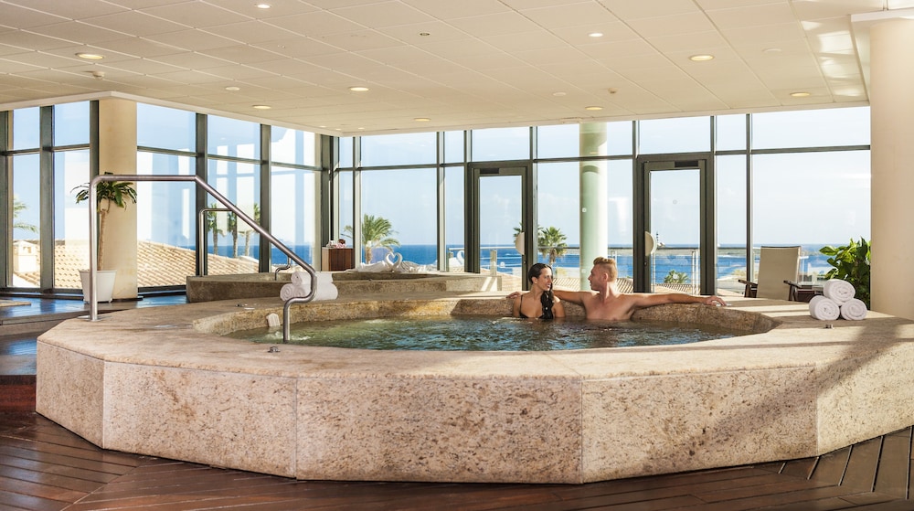 Insotel Punta Prima Prestige Suites Spa 16/50
