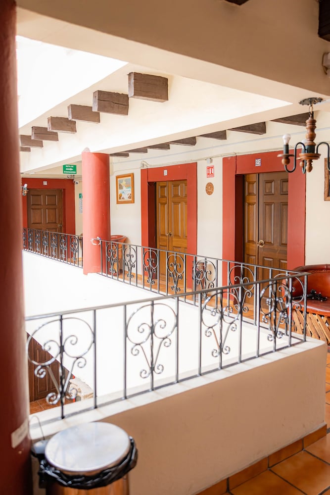 Hotel El Carmen 18/59