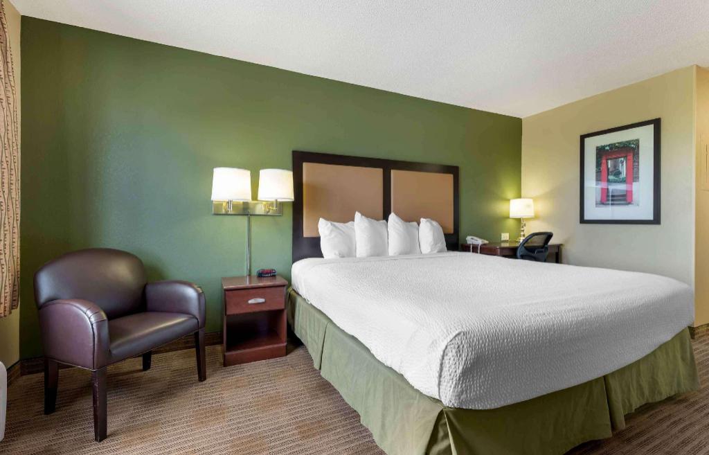 استوديو بسرير كينج لذوي الإعاقة، Extended Stay America Select Suites - Chicago - Hanover Park 5/10