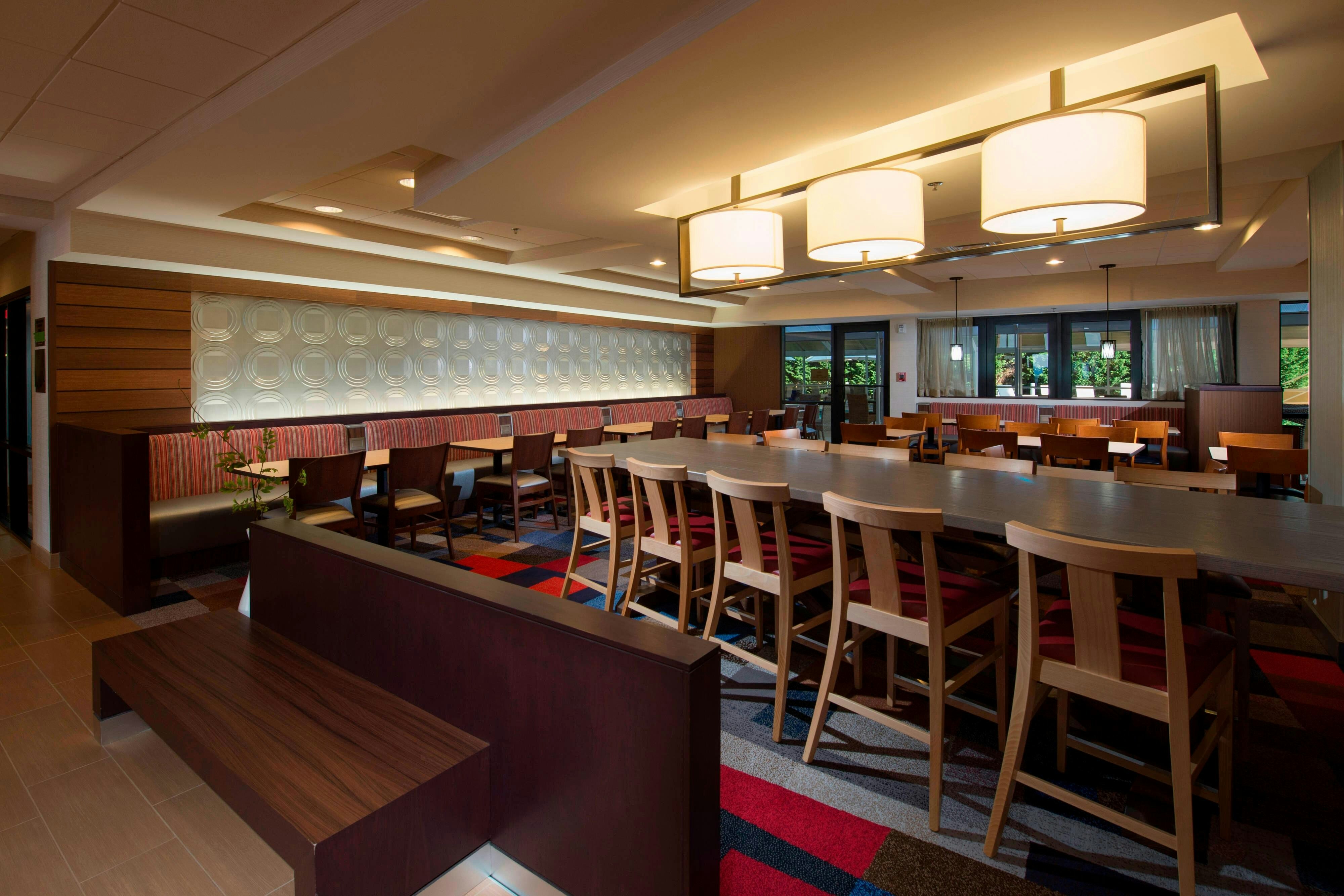 Fairfield Inn And Suites By Marriott Lynchburg Liberty University 6/8
