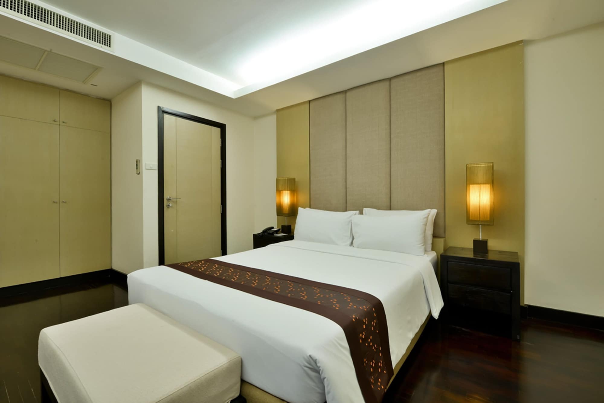 3 BEDROOM DELUXE SUITE
