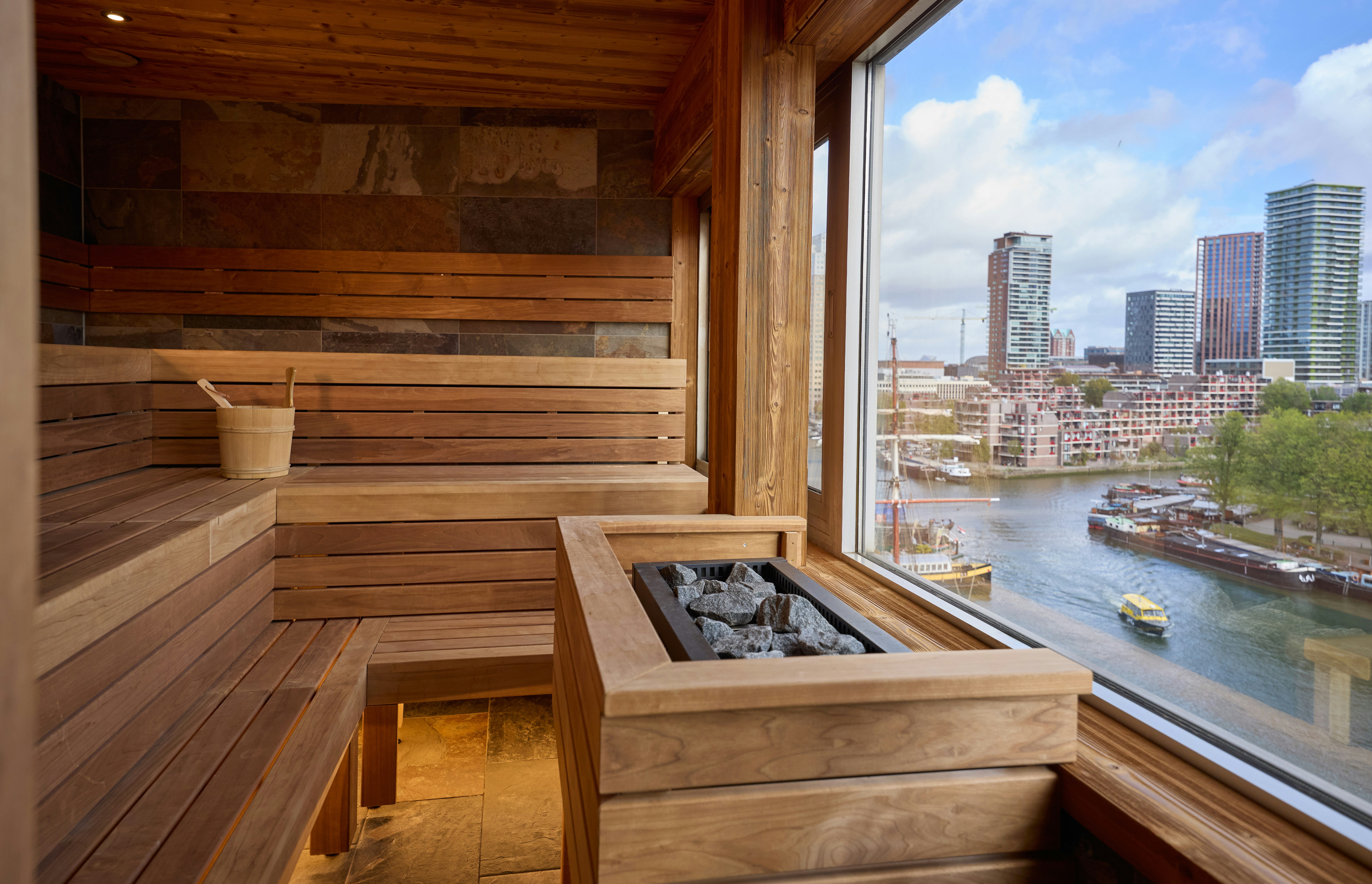 Haven Hotel Rotterdam, Curio Collection by Hilton 24/57