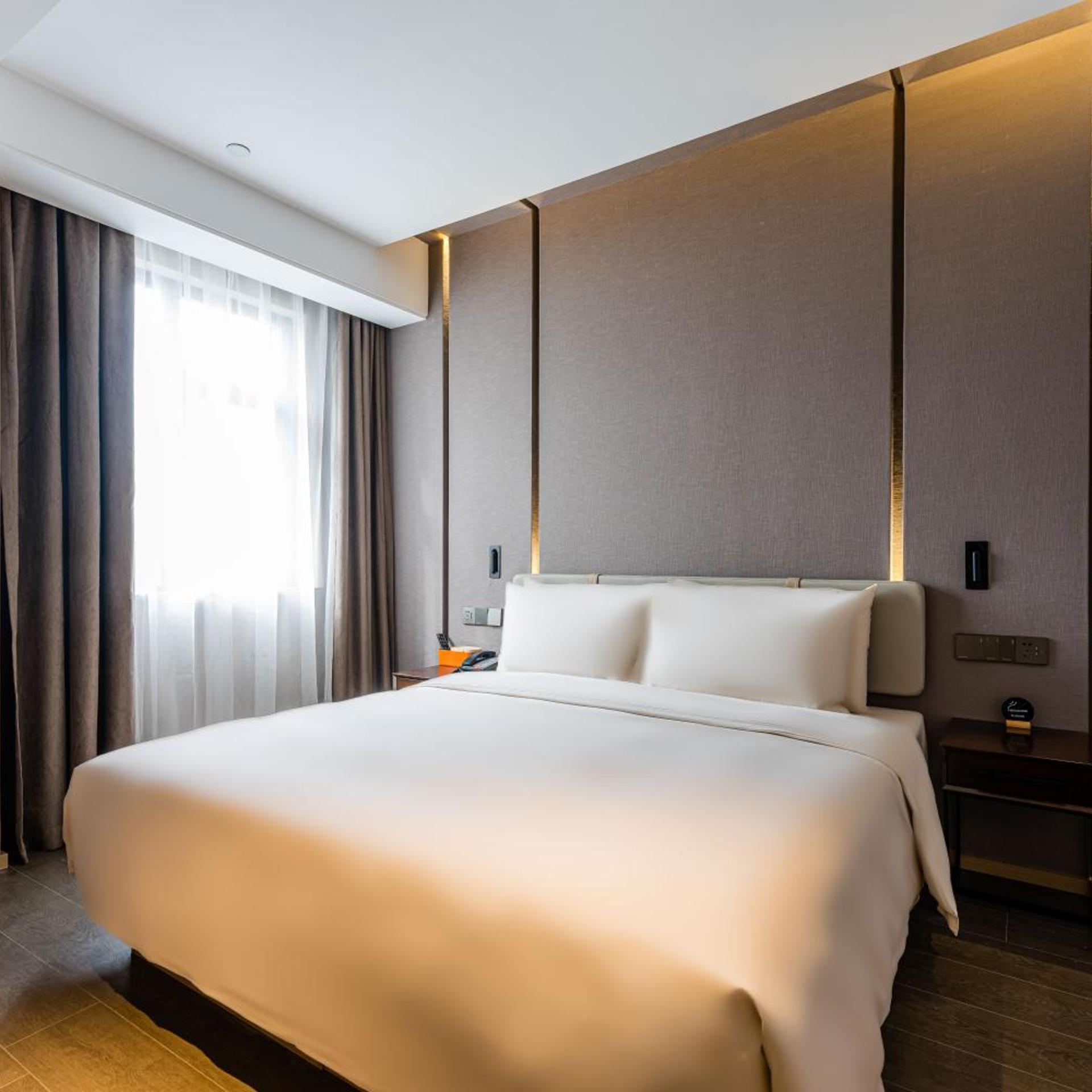 Shengzhou Atour Hotel 8/35
