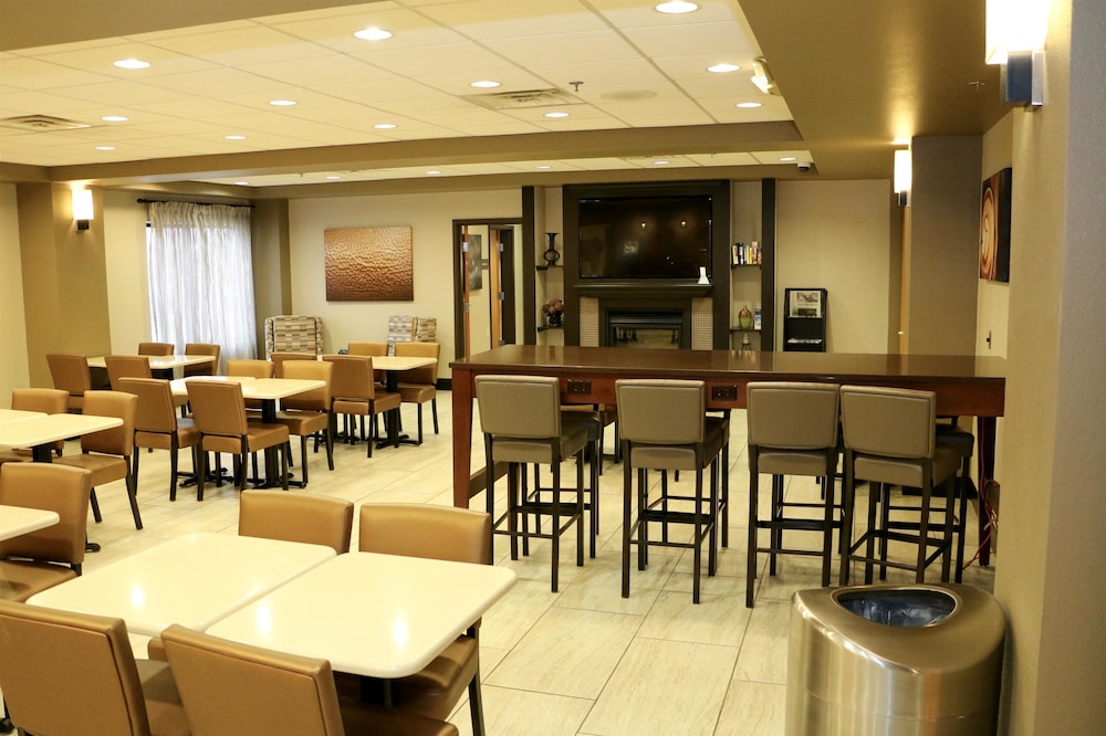 Best Western Plus Omaha Airport Inn 33/41