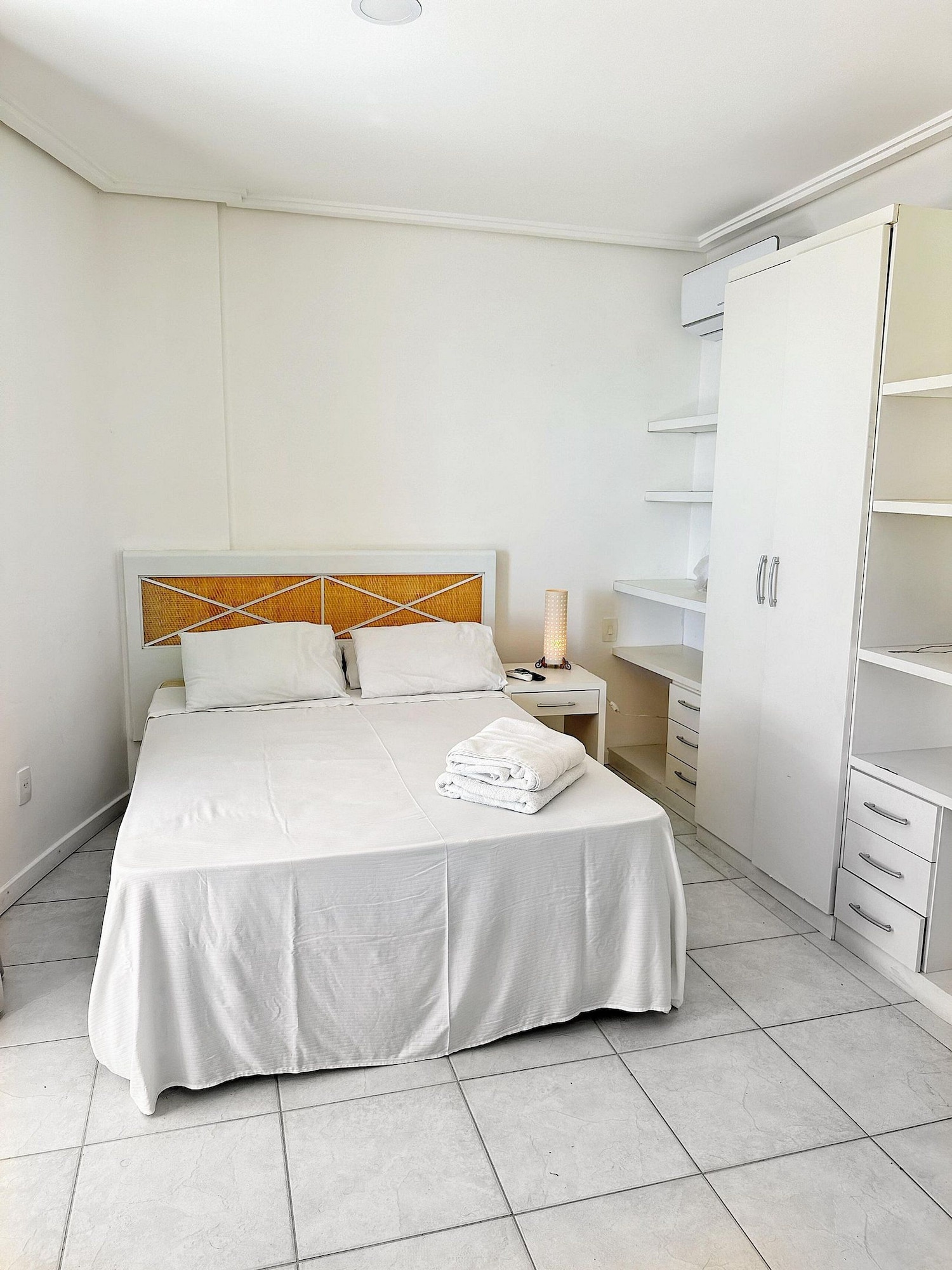 1 BEDROOM, SUPERIOR, APARTMENT, OCEAN VIEW