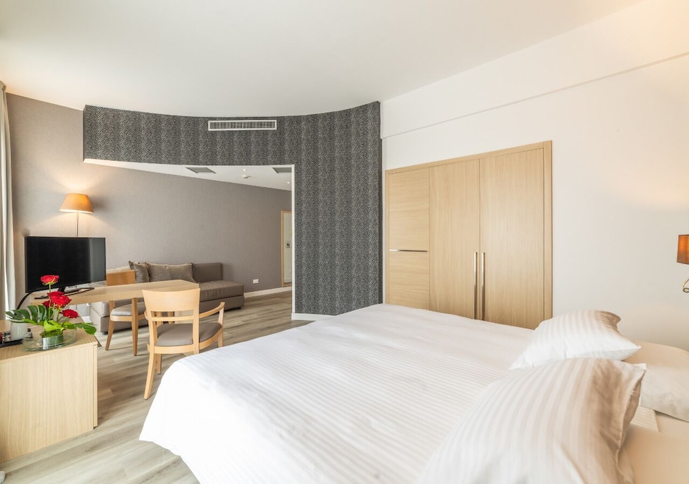 Hotel Mioni Royal San 26/72
