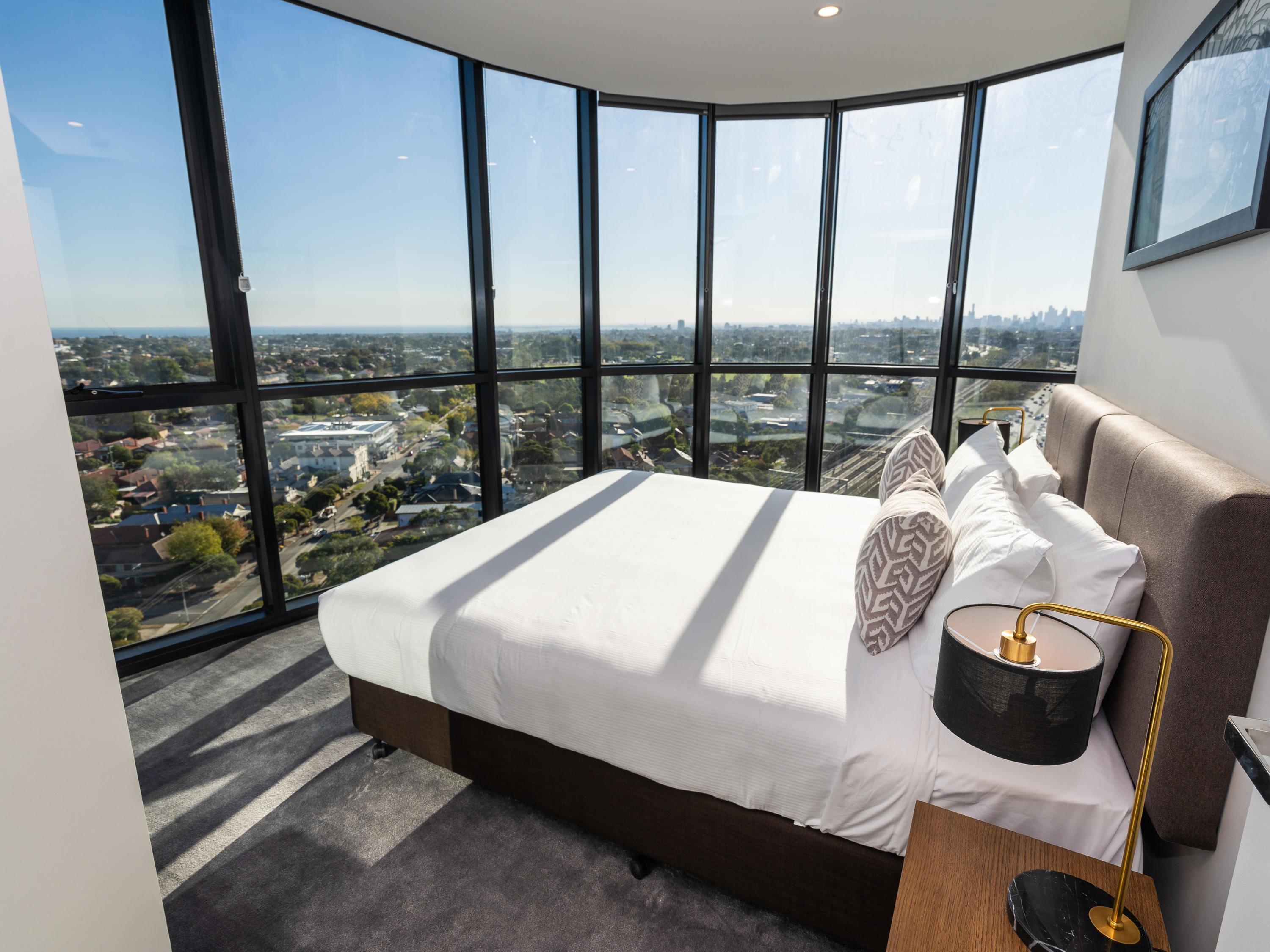 APARTMENT, 3 BEDS, WITH VIEW, BALCONY, KITCHEN