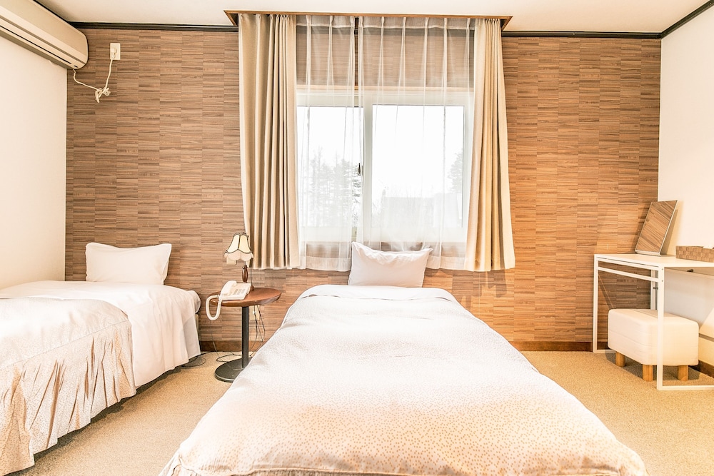 Petit Hotel Enchante 3/47