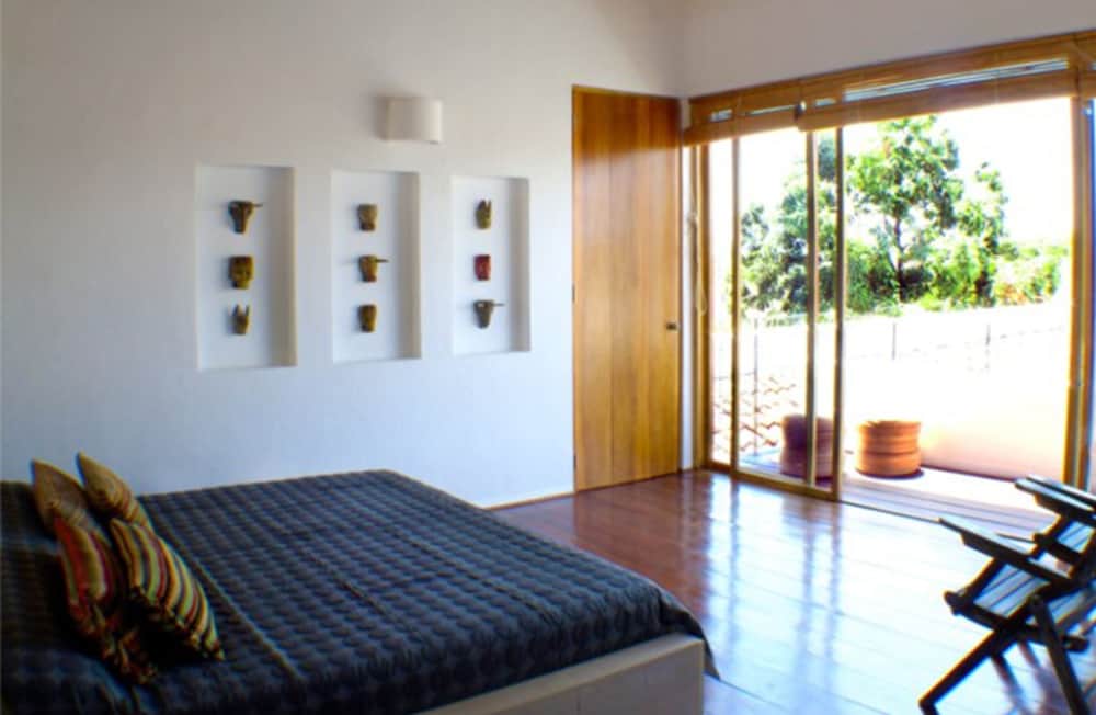 Los Patios Hotel 30/43