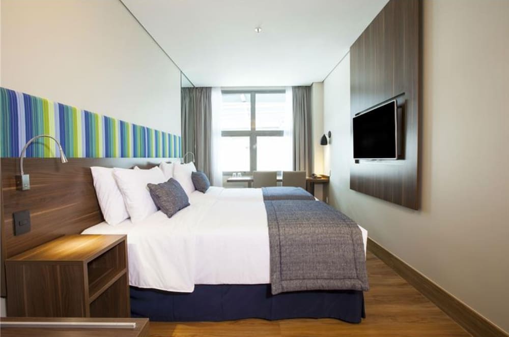 SUPERIOR, TWIN BEDS