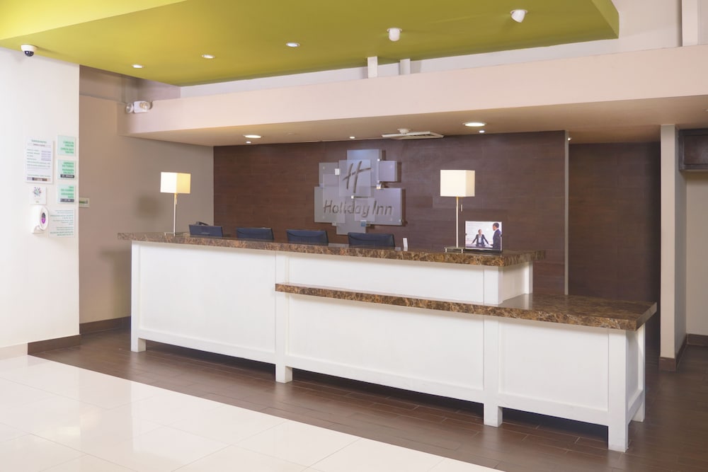 Holiday Inn Tijuana Zona Rio 8/74