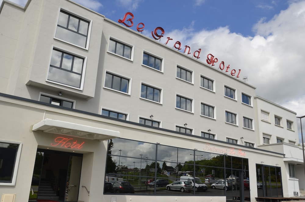 Le Grand Hotel 3/45