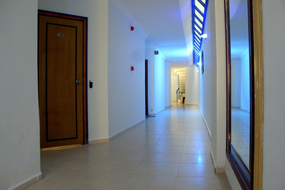 Miranda Moral Beach Hotel 45/61