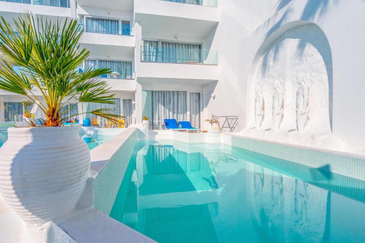 Kouros Home - Adults Only 26/32