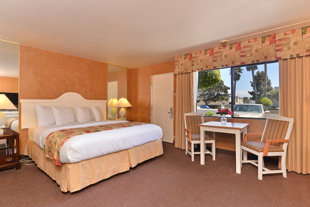 Bay View Inn 17/53