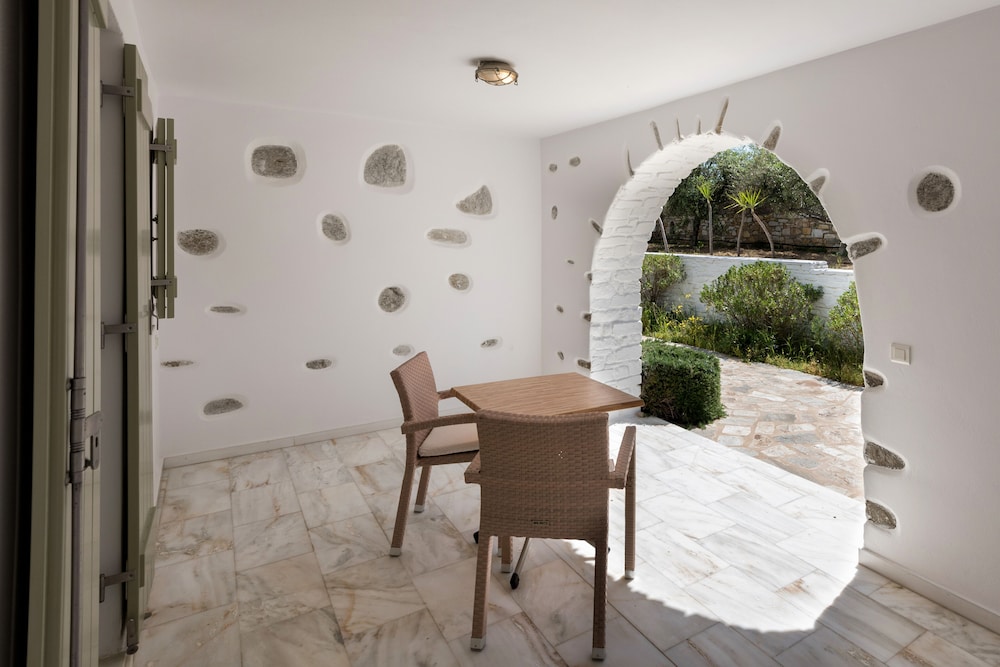 SAINT ANDREA SEA SIDE RESORT 62/70