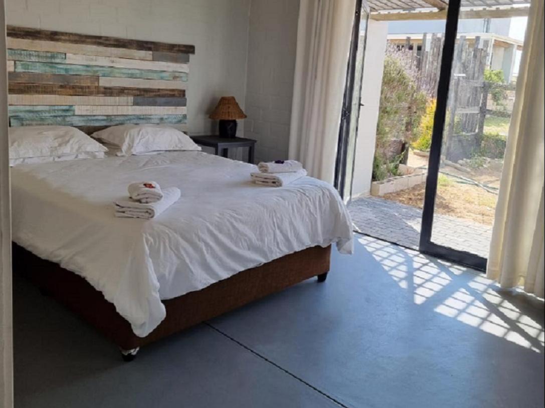 Rustic Hill Accommodation 7/32