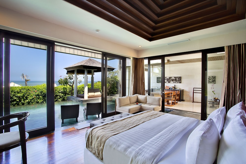 The Seminyak Beach Resort and Spa 26/66