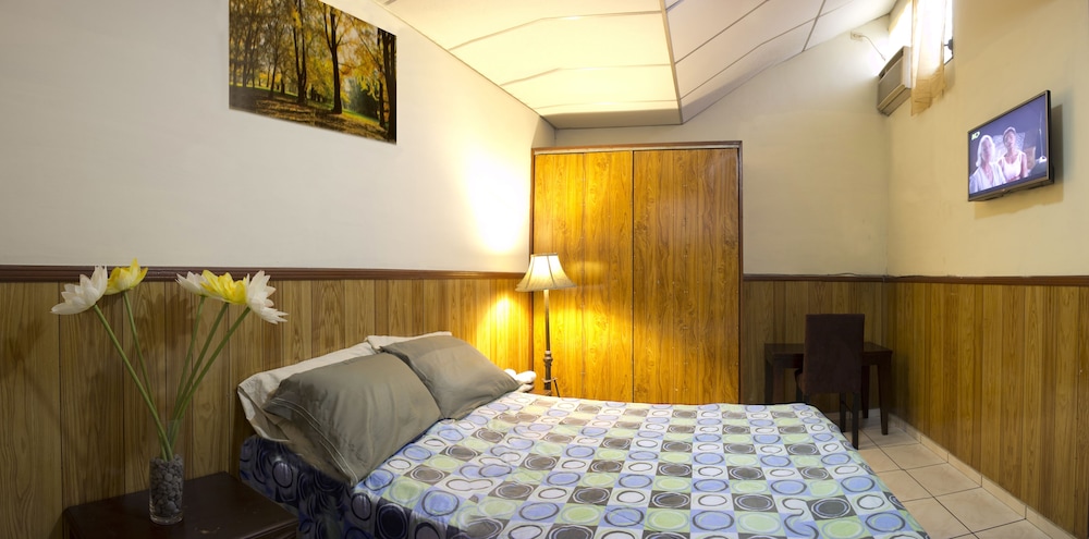 Hotel Manantiales El Salvador 17/52