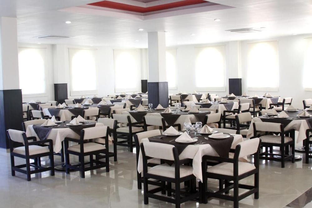 Hotel Baez Paraiso 54/59