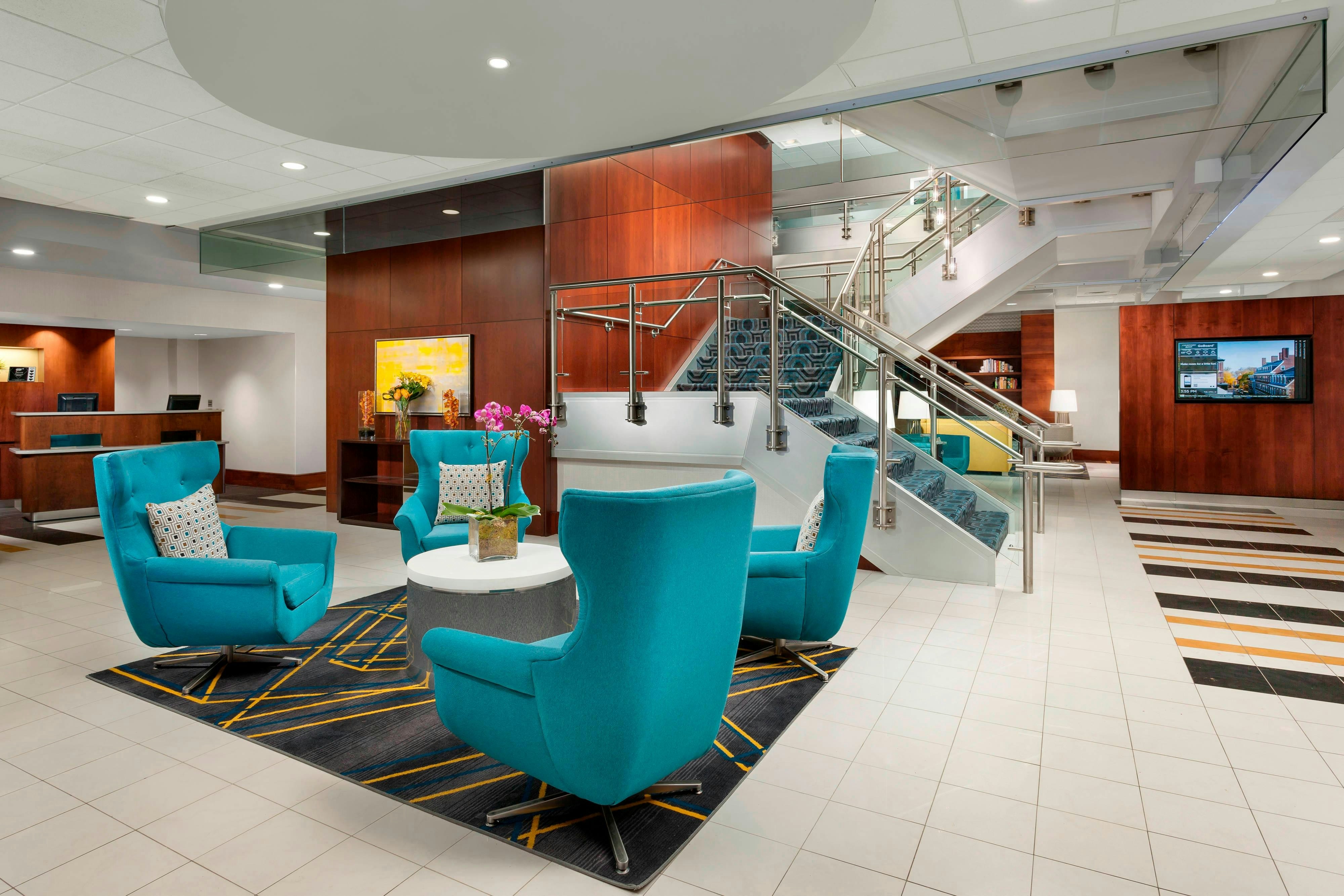 Courtyard By Marriott Boston Cambridge 13/22