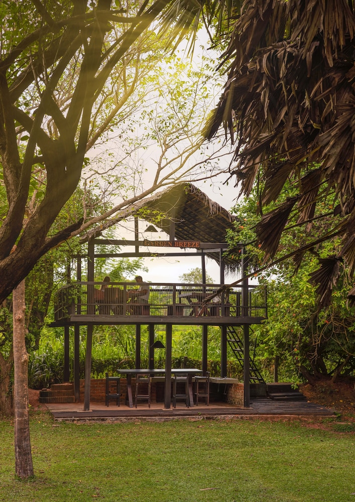 Sigiriya Jungles 46/50