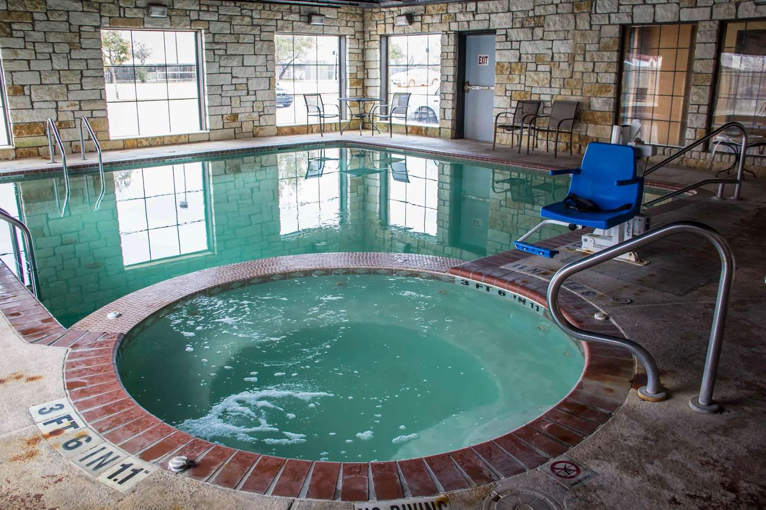 Comfort Suites San Antonio SeaWorld - Lackland AFB 39/39