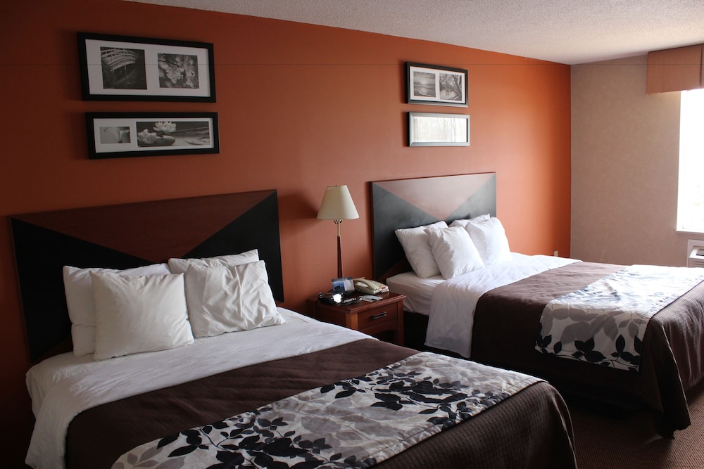 Sleep Inn & Suites Ronks - Lancaster Area 7/36